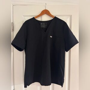 FIGS Women’s Short Sleeve Black Scrub Top